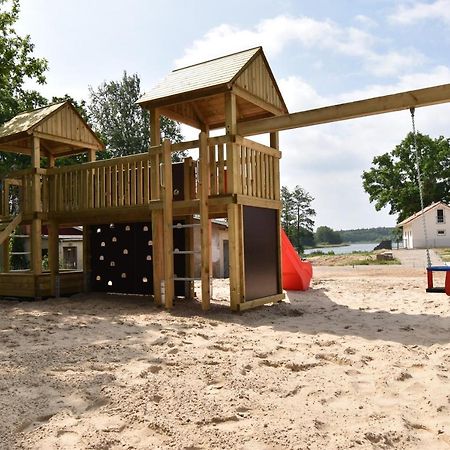 5 Sterne Ferienhaus Direkt Am See Mit Sauna-Kamin-Garten Krakow am See Exteriör bild