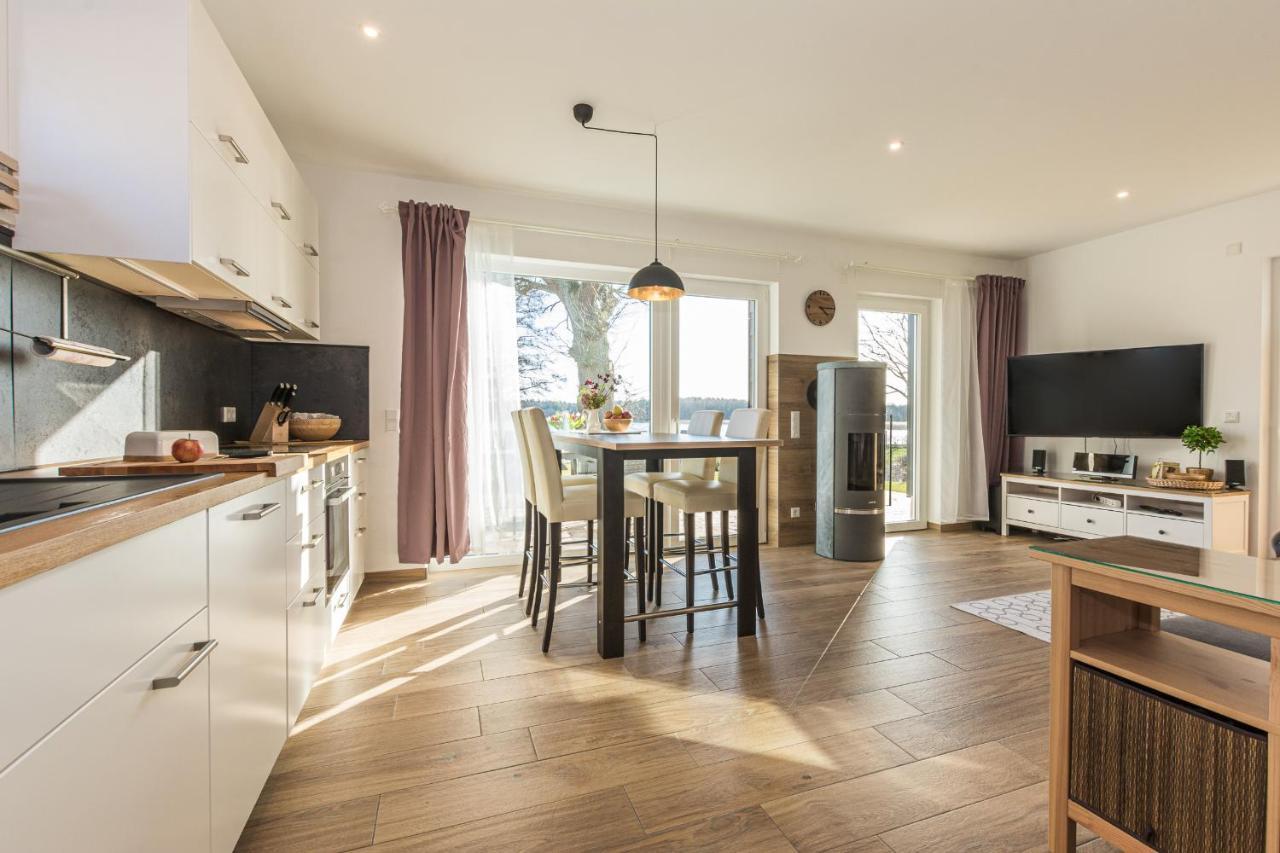 5 Sterne Ferienhaus Direkt Am See Mit Sauna-Kamin-Garten Krakow am See Exteriör bild