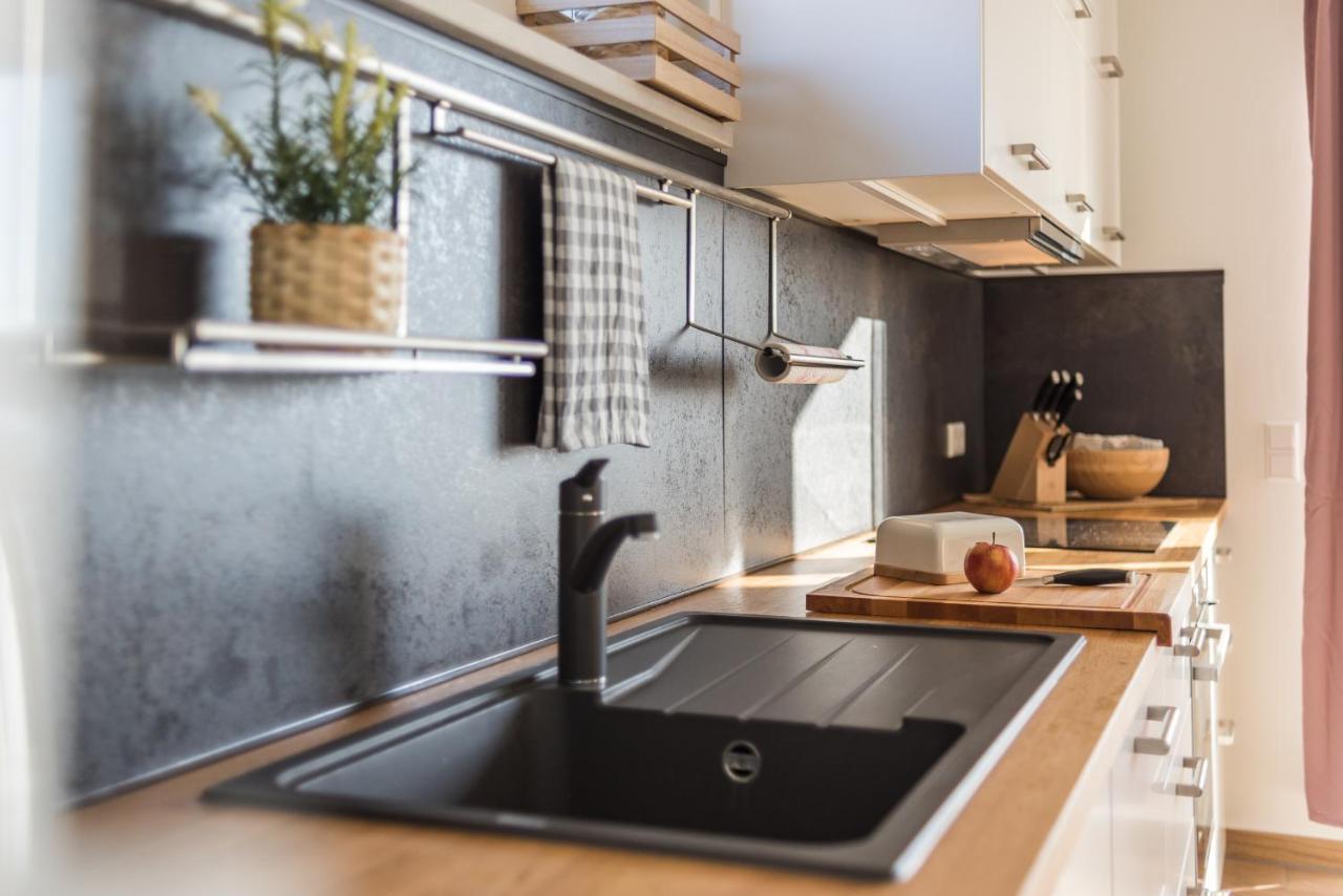 5 Sterne Ferienhaus Direkt Am See Mit Sauna-Kamin-Garten Krakow am See Exteriör bild
