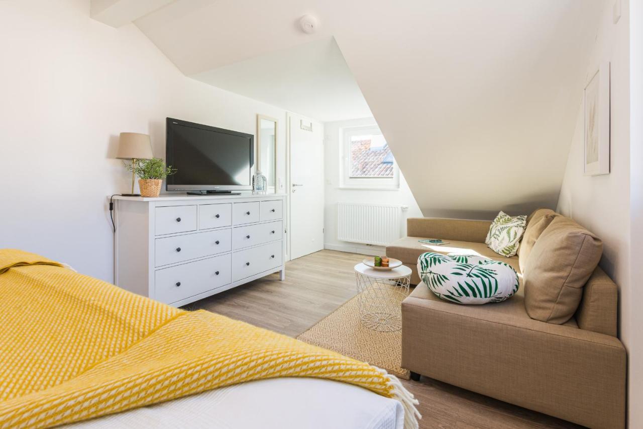 5 Sterne Ferienhaus Direkt Am See Mit Sauna-Kamin-Garten Krakow am See Exteriör bild