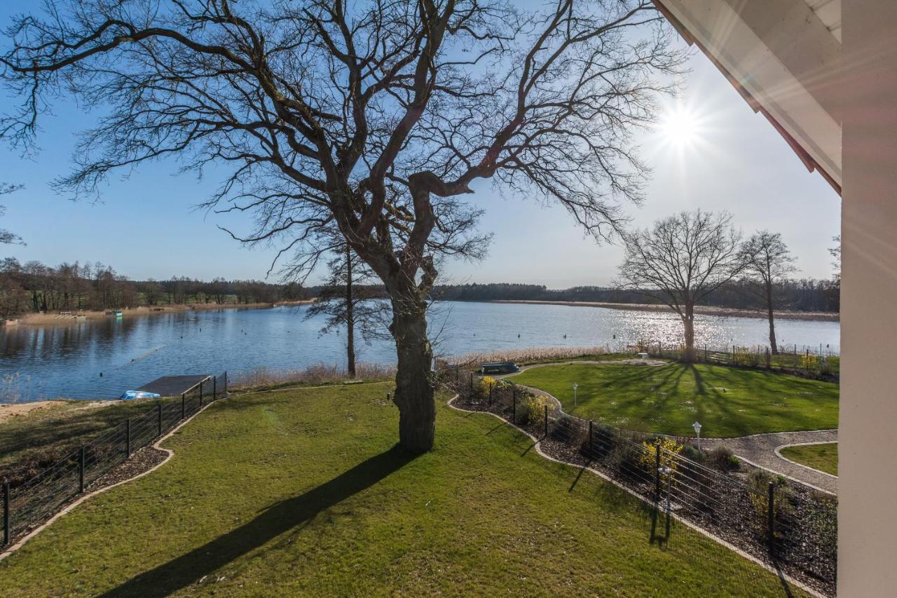 5 Sterne Ferienhaus Direkt Am See Mit Sauna-Kamin-Garten Krakow am See Exteriör bild